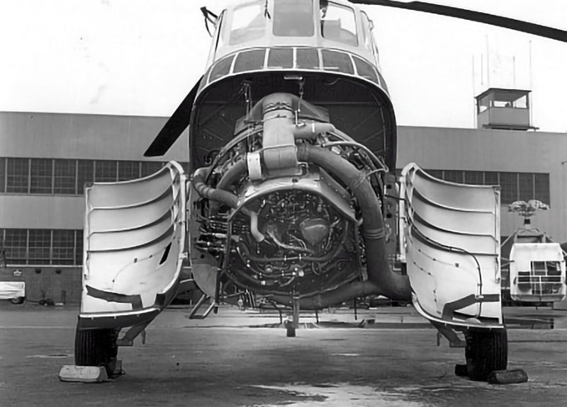 s-61-3 HSS-1 (H-34) Showing the Large Piston Engine